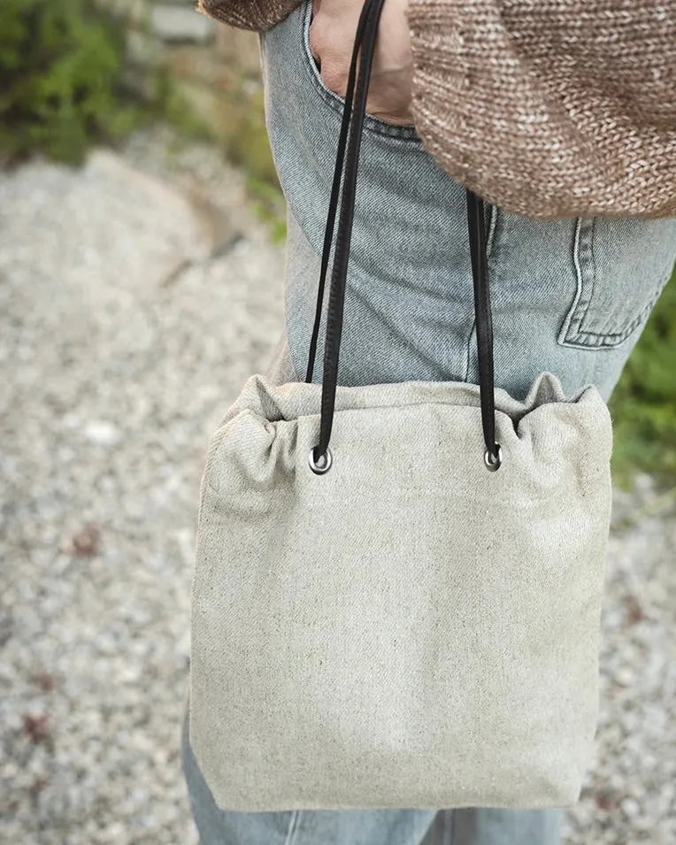 Aili Drawstring Bag: Natural