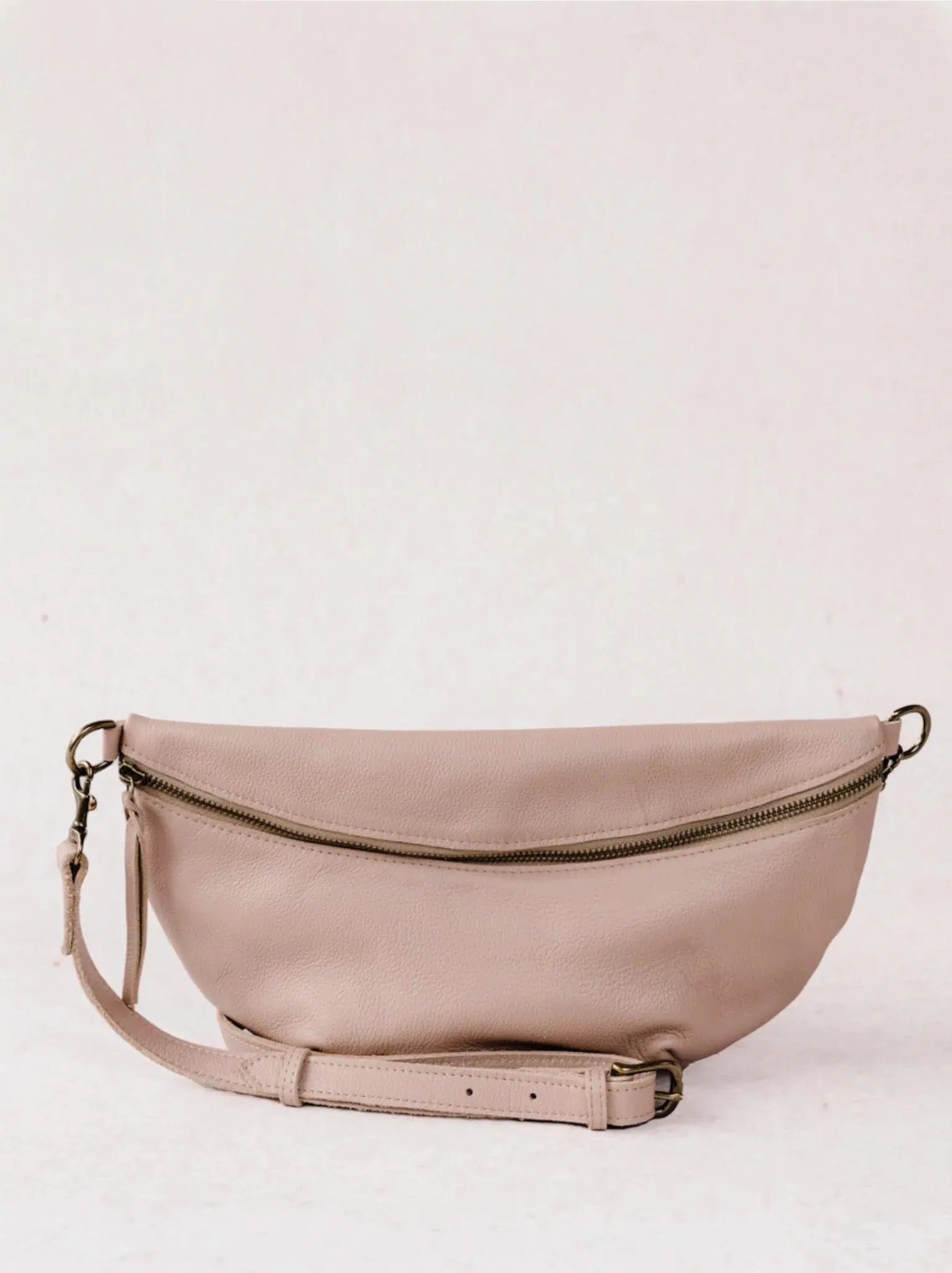 Berkeley Belt Bag in Pebbled Rose Water