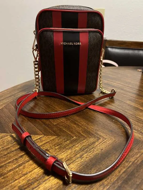 Jet Set Medium Logo Stripe Crossbody Bag